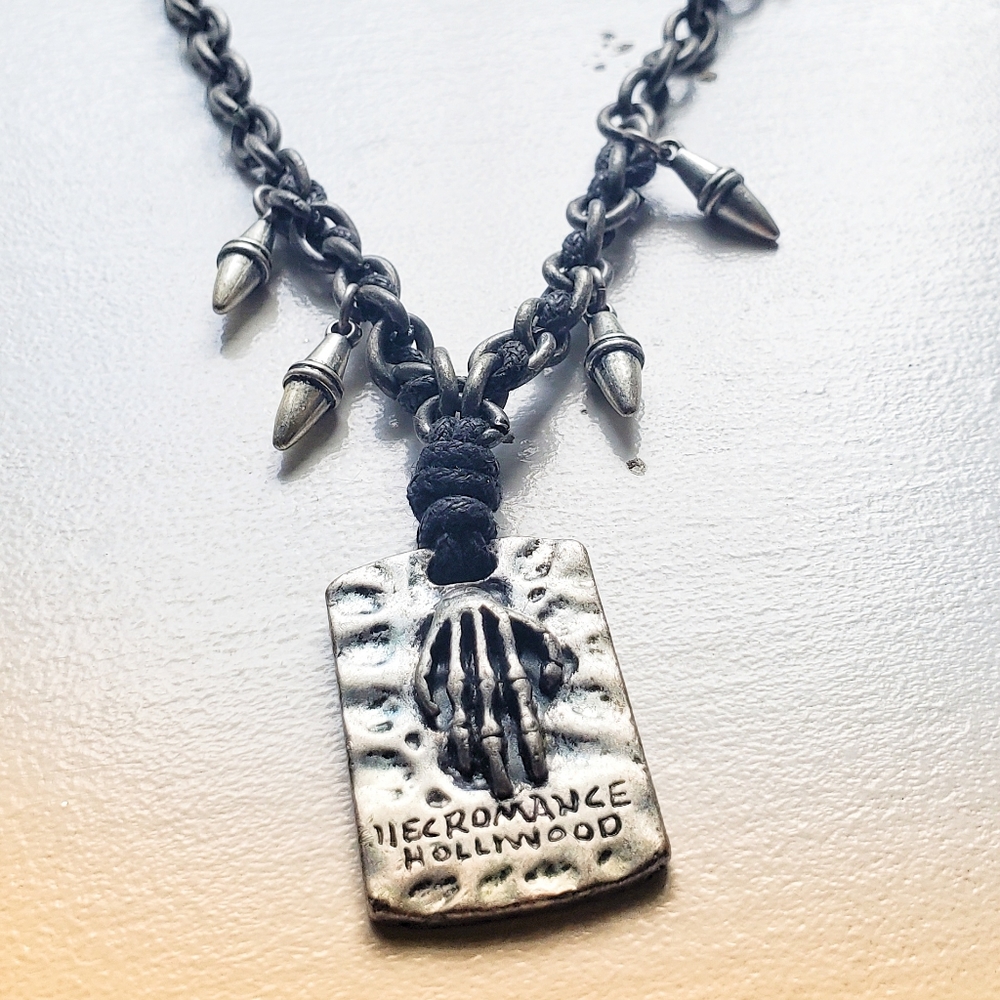 Necomance Hollywood necklace